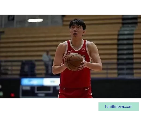 杨瀚森17分11篮板回暖表现力挺 G联赛混音34分逆转猛龙失利