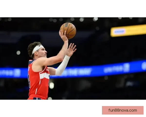 沃克砍下27分助老鹰战胜国王约翰逊麦科勒姆表现亮眼